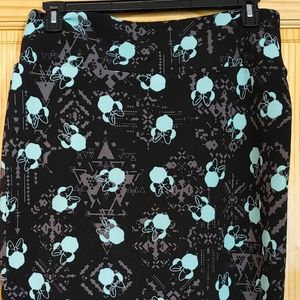 LuLaRoe Minnie Mouse Carly skirt